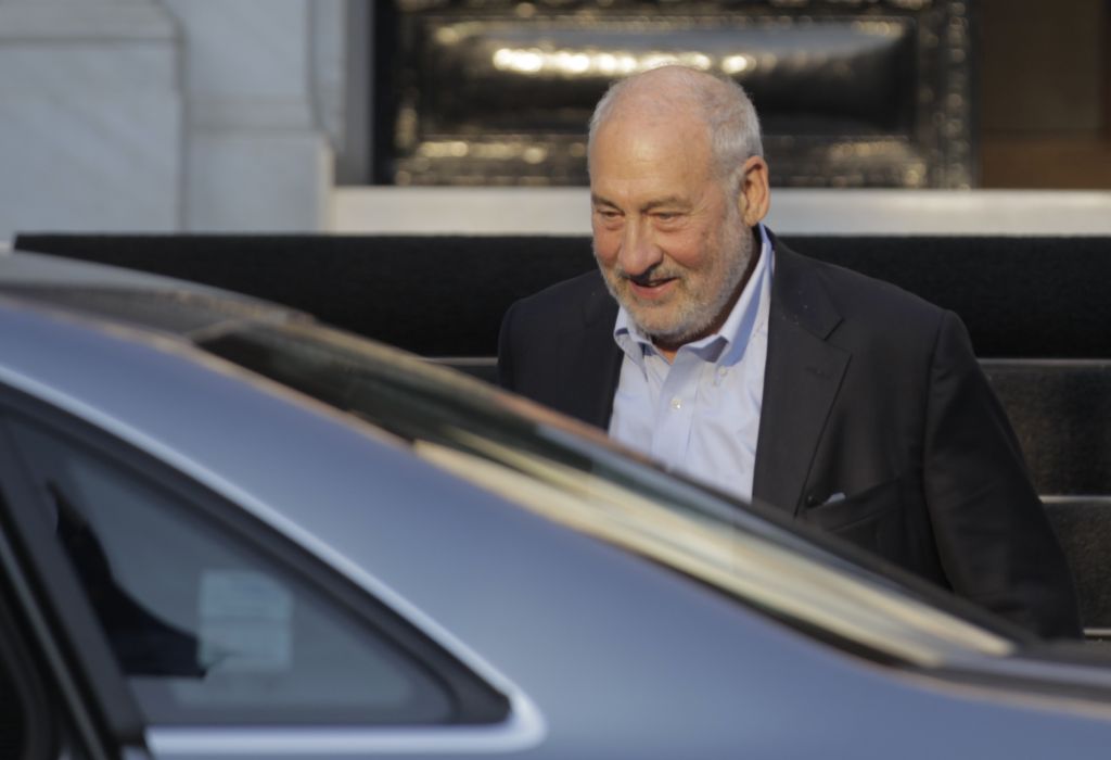 Στίγκλιτς: Η κατάσταση της Ελλάδας θα επιδεινωθεί