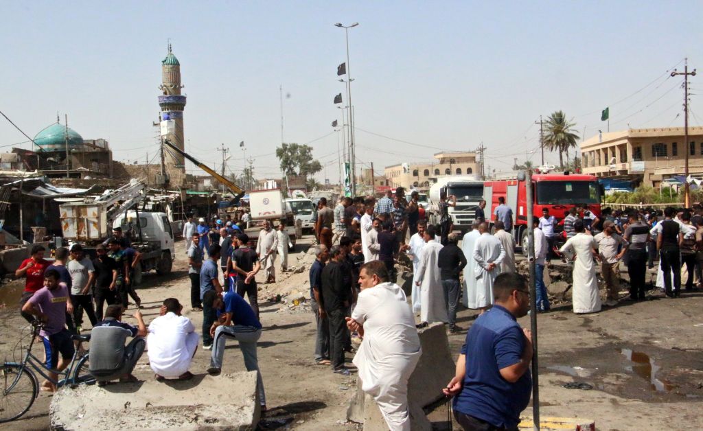 Δεκάδες νεκροί σε μπαράζ βομβιστικών επιθέσεων στο Ιράκ