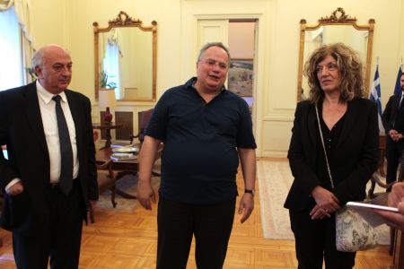 Νίκος Κοτζιάς: Λογική και αναπόφευκτη λύση οι εκλογές