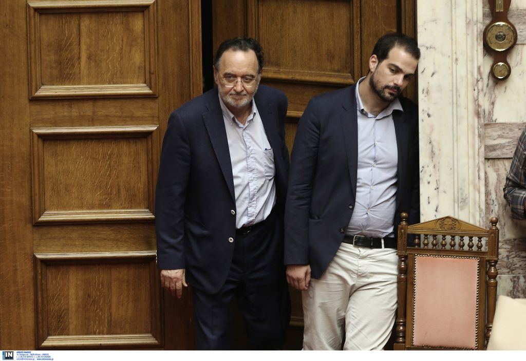 «Αξίζει βραβείο μυθοπλασίας» απαντούν στους FT συνεργάτες του Π.Λαφαζάνη