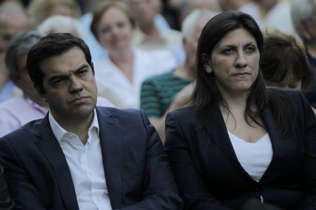 Το τριπλό χτύπημα της Ζωής κατά του Αλέξη Τσίπρα