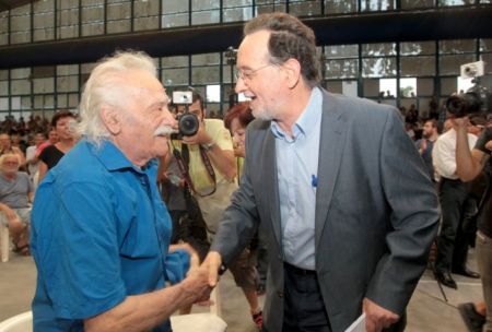 Ο Γλέζος παίζει με τα νεύρα του Λαφαζάνη