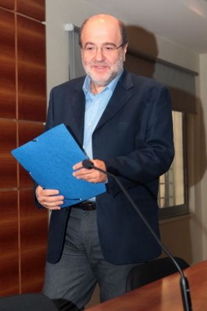 Τρύφων Αλεξιάδης: «Οποιος δεν το δηλώσει το έχασε»