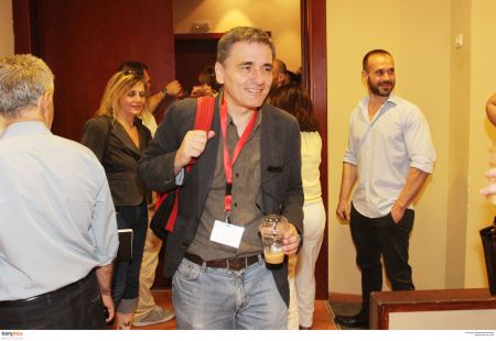 Εφ’ όλης της ύλης Τσακαλώτος- Σταθάκης με το κουαρτέτο