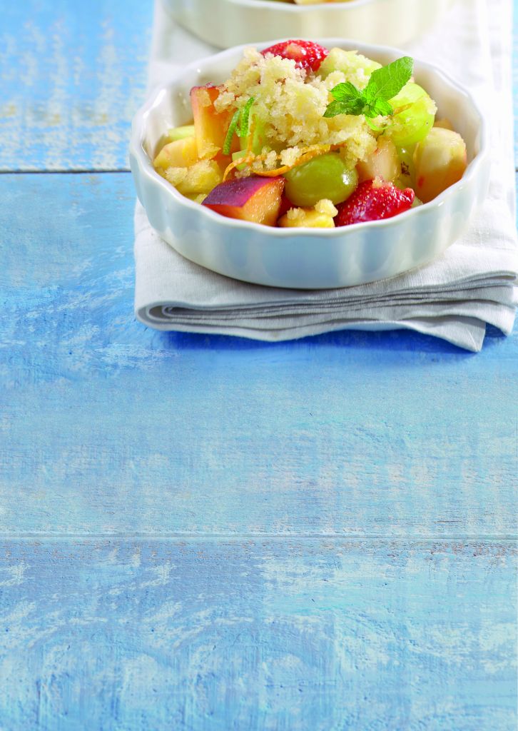 Φρουτοσαλάτα με παγωμένο βερίκοκο