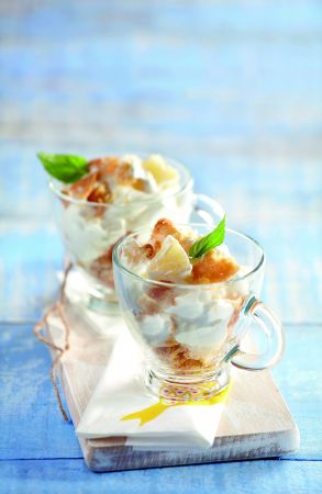 Μιλφέιγ με γιαούρτι και ανανά