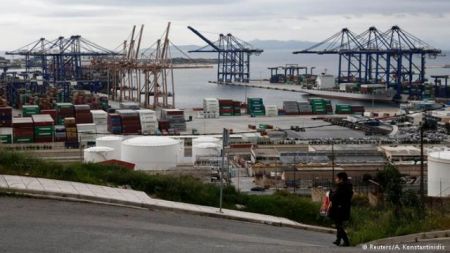 Deutsche Welle: Έξοδος από την κρίση με δημόσιες επενδύσεις