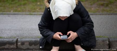 Deutsche Welle: Ενσωμάτωση προσφύγων μέσω App