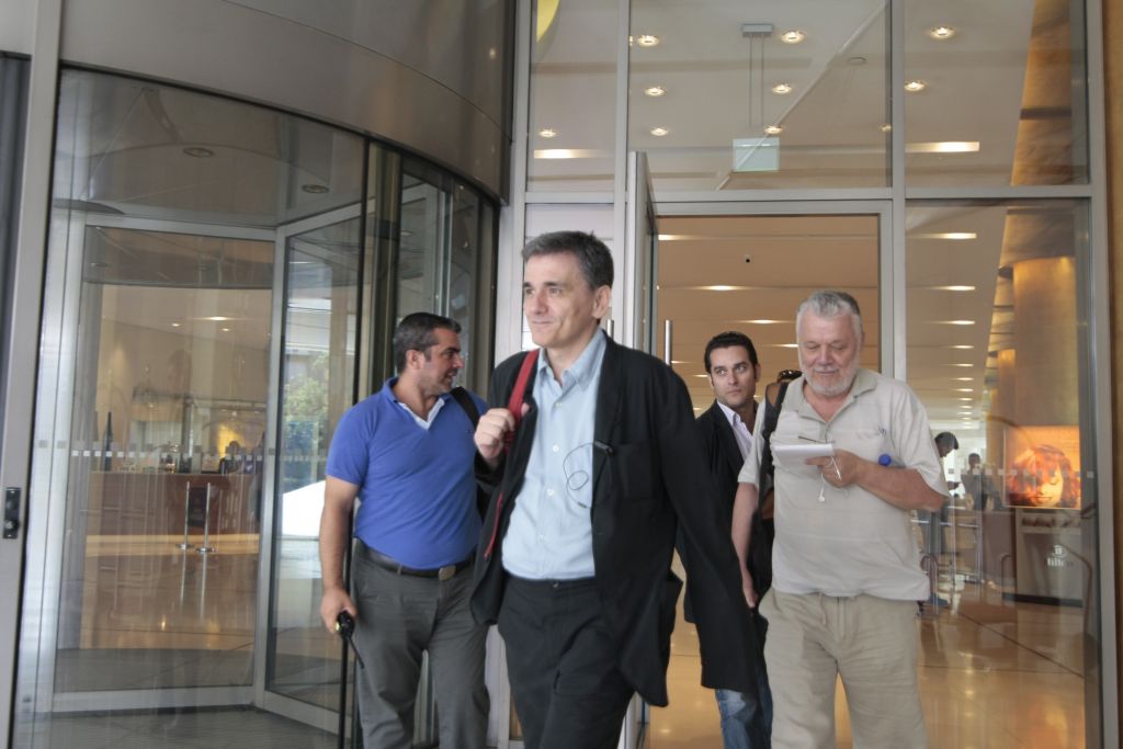 Τηλεδιάσκεψη οικονομικού επιτελείου-κουαρτέτου το απόγευμα Παρασκευής