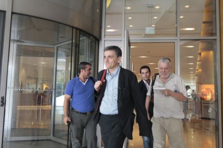 Τηλεδιάσκεψη οικονομικού επιτελείου-κουαρτέτου το απόγευμα Παρασκευής