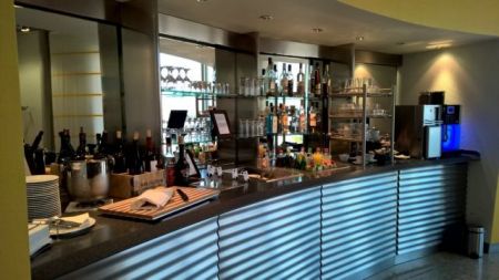 Με άρωμα Ελλάδας η Business Lounge της Lufthansa στο «Ελ.Βενιζέλος»