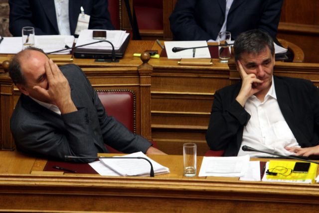 Μέτρα-φωτιά ως το τέλος του 2015