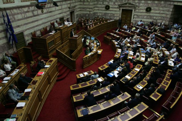 Third bailout agreement approved in Parliament after marathon debate