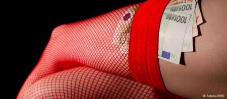 Διεθνής Αμνηστία: Υπέρ της αποποινικοποίησης της πορνείας