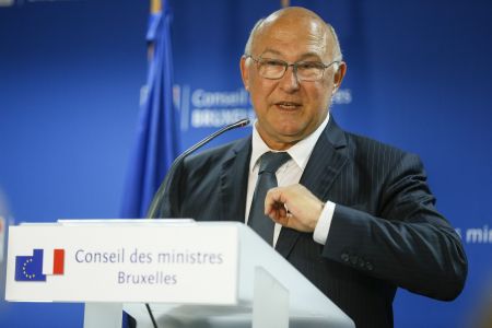 Σαπέν: Βάρος στην φορολόγηση offshore και καταθέσεων εξωτερικού