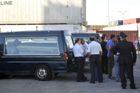 Ιταλία: Συλλήψεις για τον θάνατο 49 μεταναστών στο αμπάρι πλοίου