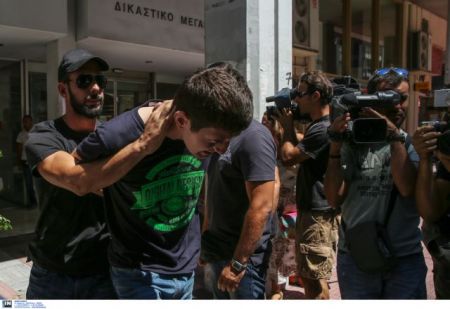 Ψάχνουν το «εγκληματικό ταξίδι» των Γεωργιανών  που σκότωσαν τον εστιάτορα στην Υδρα