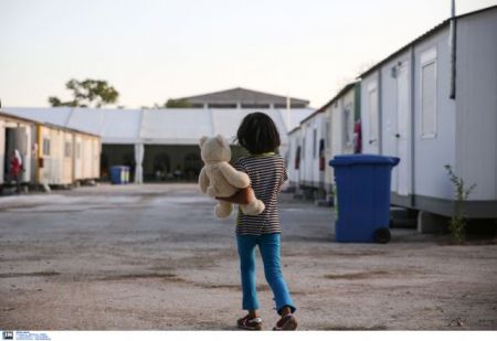 Two new refugee reception centers in Lavrio and Sindos