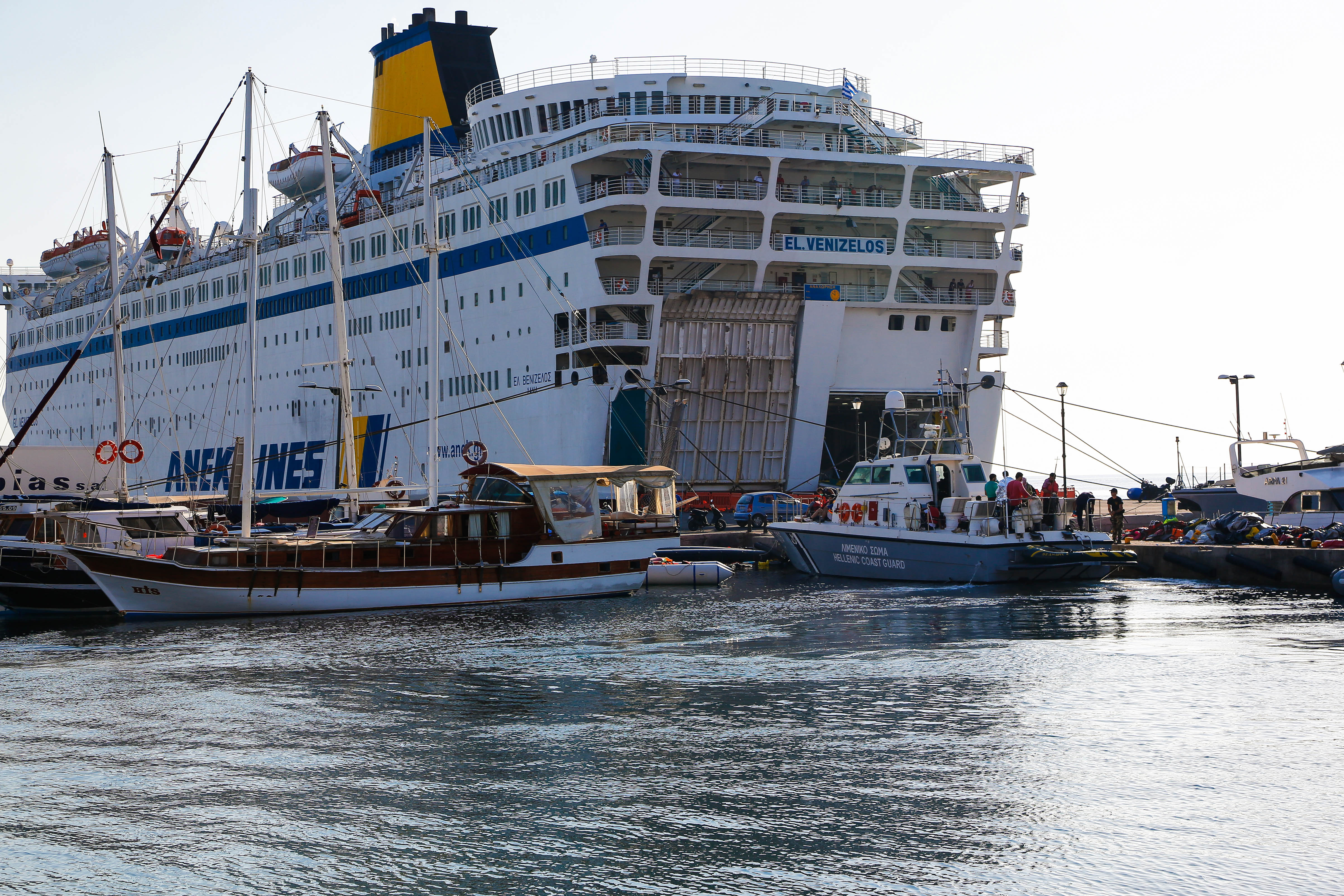 Syrian refugees from Aegean islands arrive in Piraeus via ferry boat