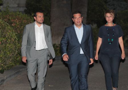 ΣΥΡΙΖΑ: Γέμισε το απουσιολόγιο κορυφαίων στελεχών του εν μέσω της εθνικής τραγωδίας