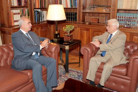 Μεϊμαράκης υπέρ του  Προέδρου Παυλόπουλου