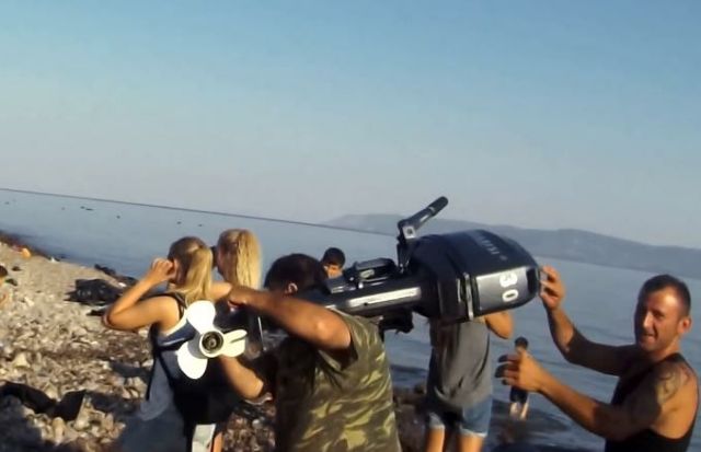 Χρυσές μπίζνες με τους μετανάστες