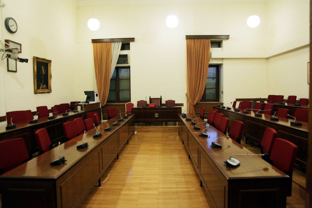 Βουλή: Νέο ναυάγιο στη διαδικασία συγκρότησης ΕΣΡ