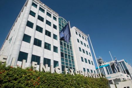 Minor gains for the Athens Stock Exchange on Monday