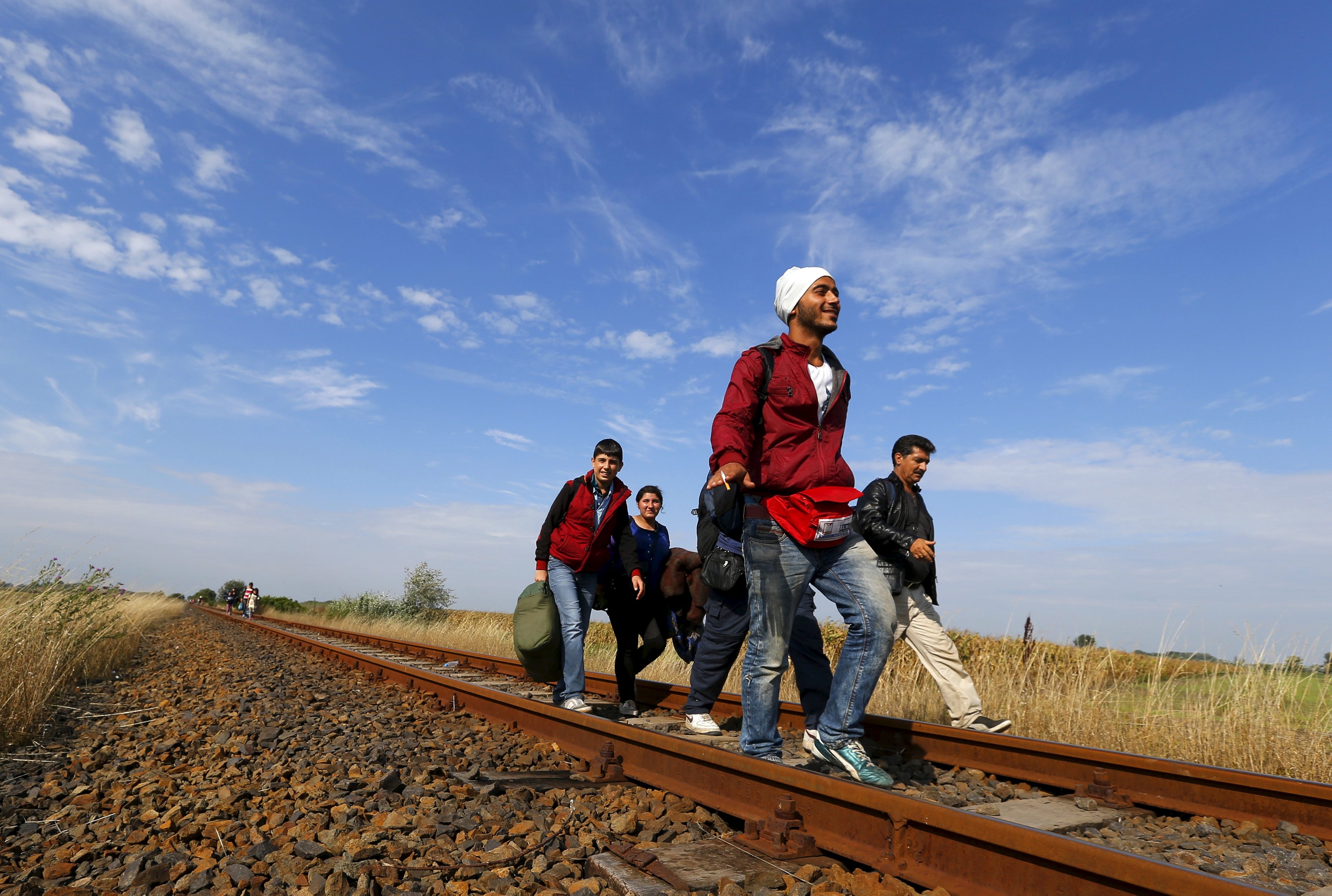 Ουγγαρία: Εξετάζει τη χρήση του στρατού για τους πρόσφυγες
