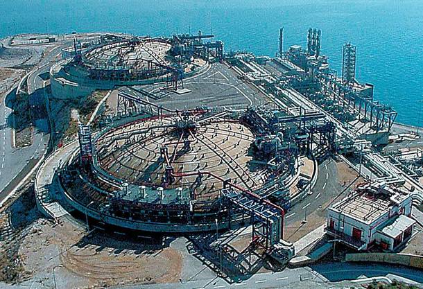 SOCAR confirms interest for purchasing a 66% stake in DESFA