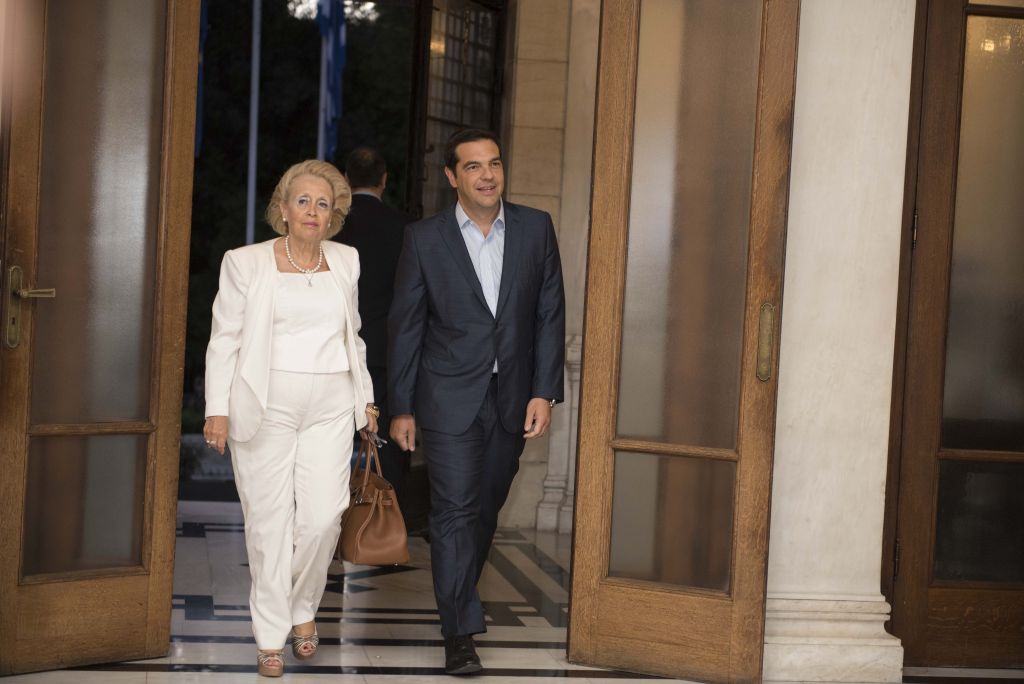 Στις 13:00 της Παρασκευής ορκίζεται η υπηρεσιακή κυβέρνηση – Ορκίστηκε η Βασ. Θάνου υπηρεσιακή πρωθυπουργός