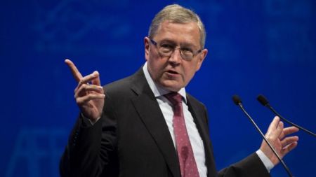 Ρέγκλινγκ: Η Ελλάδα κερδίζει την εμπιστοσύνη των επενδυτών