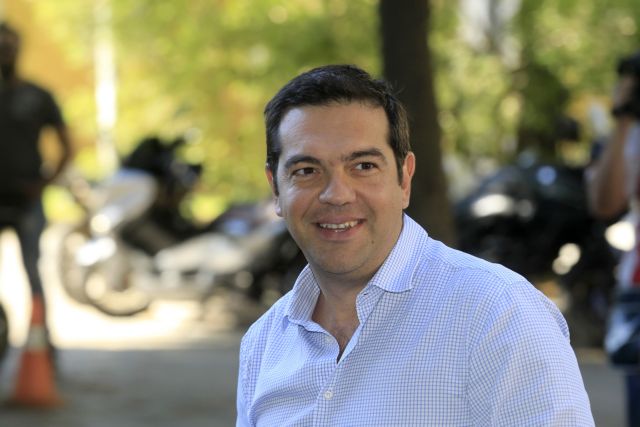 Alexis Tsipras: “The old politicians pushed us in the ditch”