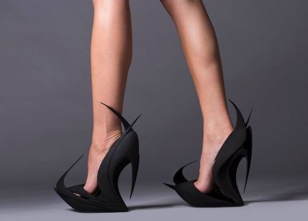Re-Inventing Shoes:  ψηλοτάκουνα… χειροποίητης εκτύπωσης