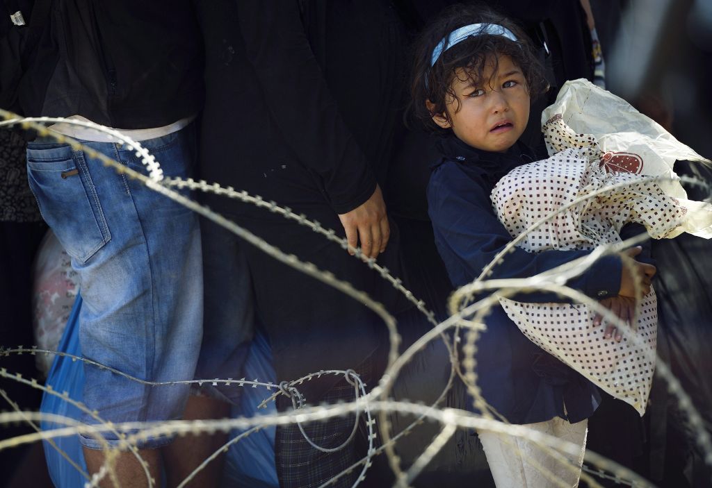 Ουγγαρία: Ο φράχτης «εντείνει το πρόβλημα των μεταναστών»