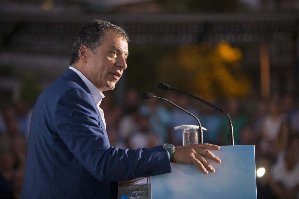 Θεοδωράκης: Μετά το πρώτη φορά αριστερά, τώρα πρώτη φορά σοβαρά