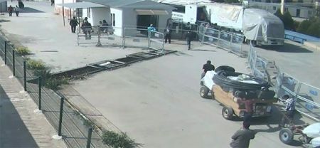 Τουρκία: Συνδέεται η έφοδος σε ΜΜΕ με την αποστολή όπλων στο Ισλαμικό Κράτος;