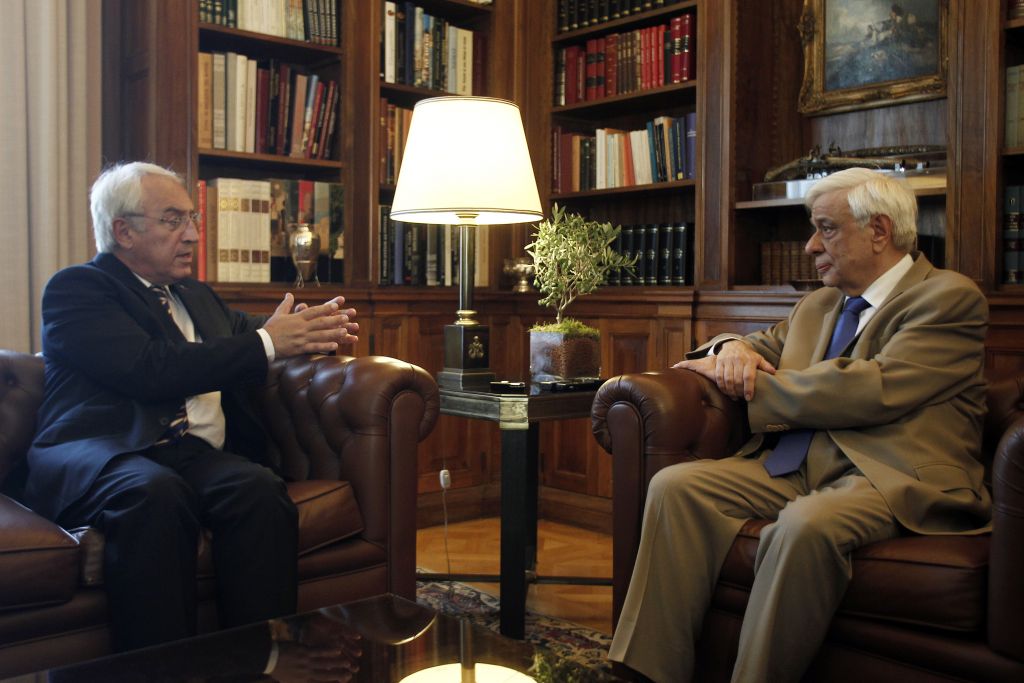 Φλογαΐτης προς εταίρους: Η Ελλάδα επωμίζεται μόνη τη φύλαξη των συνόρων της ΕΕ