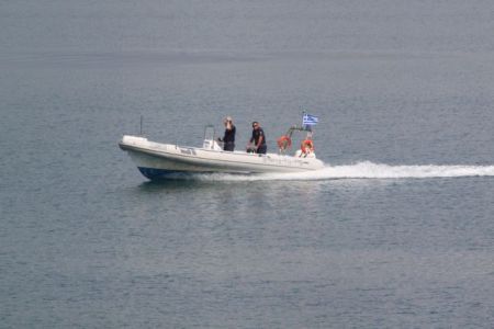 Coast Guard locates and rescues 30 refugees off the coast of Chios