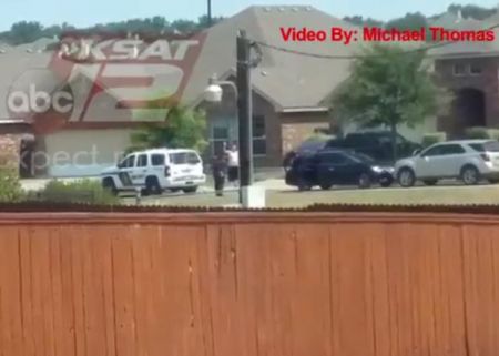 ΗΠΑ: Αστυνομικοί πυροβολούν άνδρα με τα χέρια ψηλά