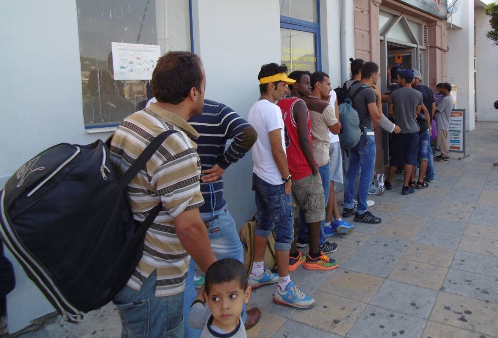 Σοβαρό οικονομικό πλήγμα στα νησιά από τις προσφυγικές ροές