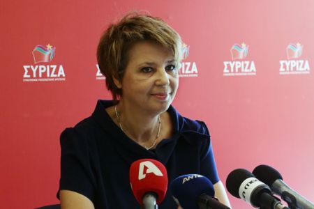 Gerovasili: “Alliances with whoever considers the bailouts catastrophic”