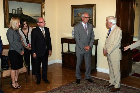 Παυλόπουλος: Δυστυχώς χρειάστηκε θυσία αθώων για να ξυπνήσει η Ευρώπη