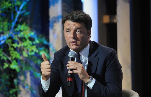 Ο Ρέντσι ζητά τη διεύρυνση της ΕΕ και να ξεπεραστεί το «Δουβλίνο II»