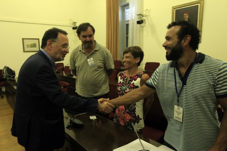 Λαφαζάνης: Στην επόμενη Βουλή η αποζημίωση των μικροομολογιούχων