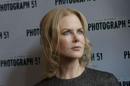 Η Νικόλ Κίντμαν επιστρέφει στη θεατρική σκηνή του Λονδίνου