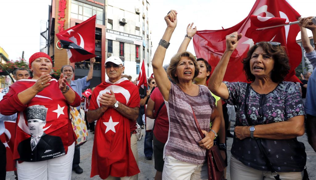 Τούρκοι ζητούν εκδίκηση για το θάνατο των 16 στρατιωτών