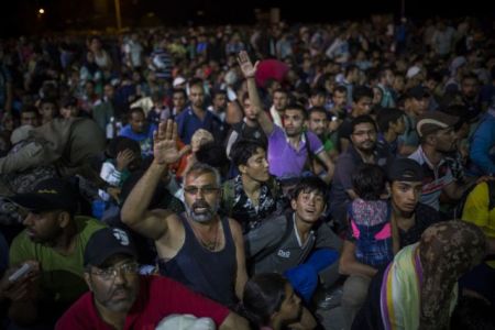 Σειρά προσεγγίσεων για την κρίση των προσφύγων εξετάζει ο Λευκός Οίκος