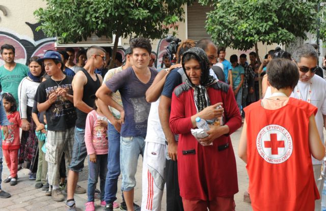 Hellenic Red Cross to operate mobile units on Samos and in Idomeni