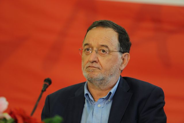 Λαφαζάνης: «Υπήρχε εκβιασμός αλλά ο Τσίπρας δέχθηκε να εκβιαστεί»